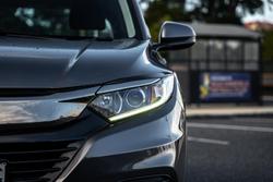 2020 Honda
                HR-V VTi
