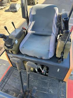 0 CASE Cx18b Orange