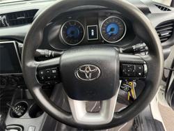 2020 Toyota
Hilux SR