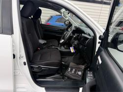 2020 Toyota
Hilux SR