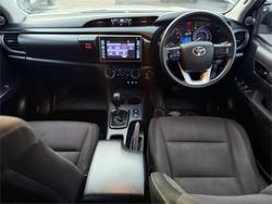 2018 Toyota
Hilux SR