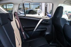 2014 Toyota
RAV4 GXL