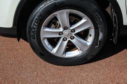 2014 Toyota
RAV4 GXL