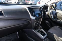 2022 Mitsubishi
Triton GLX+