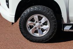 2022 Mitsubishi
Triton GLX+