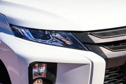 2022 Mitsubishi
Triton GLX+