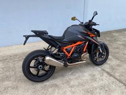 KTM 1390 Super Duke R