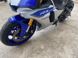 2015 Yamaha YZF-R1 Blue