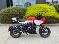 CFMOTO 2024 CF Moto 125CC Papio XO Racer