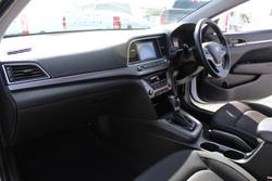 2016 Hyundai
                Elantra Active