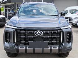 2025 LDV
D90 Executive