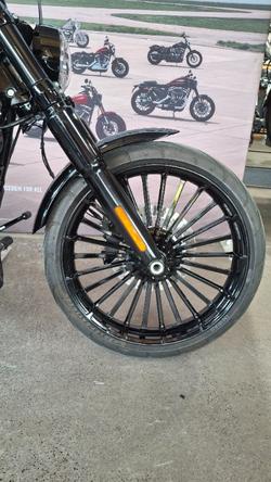 2023 Harley-davidson FXBR BREAKOUT (117) Vivid Black