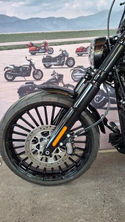 2023 Harley-davidson FXBR BREAKOUT (117) Vivid Black