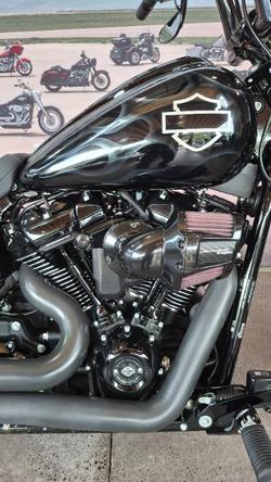2023 Harley-davidson FXBR BREAKOUT (117) Vivid Black