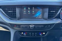 2018 Holden Commodore LT