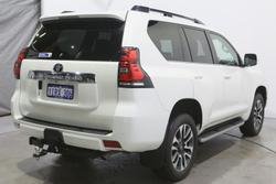 2022 Toyota
Landcruiser Prado VX