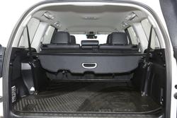 2022 Toyota
Landcruiser Prado VX