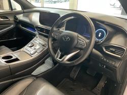 2022 Hyundai
Santa Fe Highlander