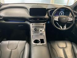 2022 Hyundai
Santa Fe Highlander