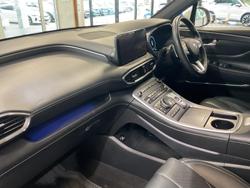 2022 Hyundai
Santa Fe Highlander