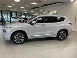 2022 Hyundai
Santa Fe Highlander