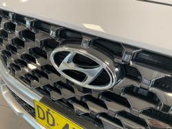2022 Hyundai
Santa Fe Highlander