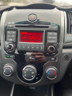 2012 Kia
Cerato Koup Si
