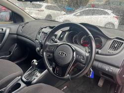 2012 Kia
Cerato Koup Si