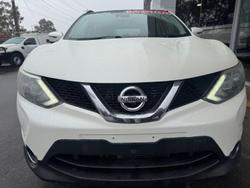 2016 Nissan
QASHQAI Ti