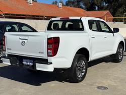 2024 Mazda
BT-50 XT