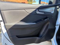2024 Mazda
BT-50 XT