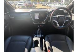 2021 Isuzu
D-MAX X-TERRAIN