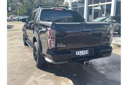 2021 Isuzu
D-MAX X-TERRAIN