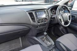 2023 Mitsubishi
Triton GLX