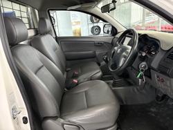 2014 Toyota
Hilux Workmate