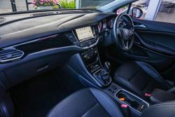 2016 Holden
Astra RS-V