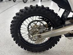 2023 HUSQVARNA TE300i White