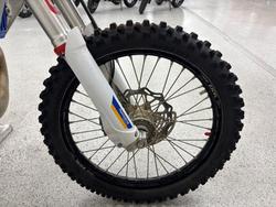 2023 HUSQVARNA TE300i White
