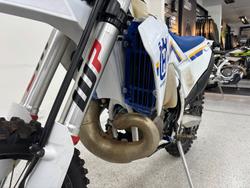 2023 HUSQVARNA TE300i White