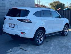 2023 Isuzu
MU-X LS-T