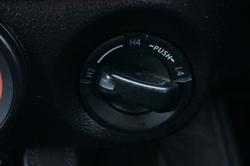 2021 Toyota
Hilux SR