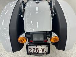 2021 Harley-davidson FLSB SPORT GLIDE White