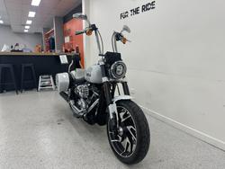 2021 Harley-davidson FLSB SPORT GLIDE White