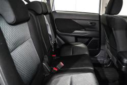 2014 Mitsubishi
Outlander ES
