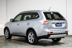 2014 Mitsubishi
Outlander ES