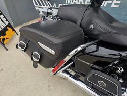 2013 HARLEY-DAVIDSON FLHR ROAD KING Black