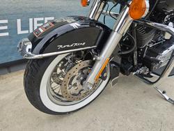 2013 HARLEY-DAVIDSON FLHR ROAD KING Black