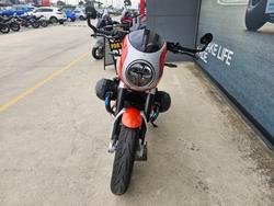 2025 BMW Motorrad R 12 S Orange