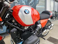 2025 BMW Motorrad R 12 S Orange