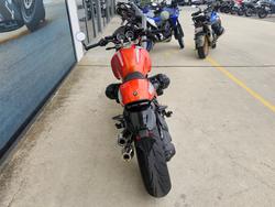 2025 BMW Motorrad R 12 S Orange